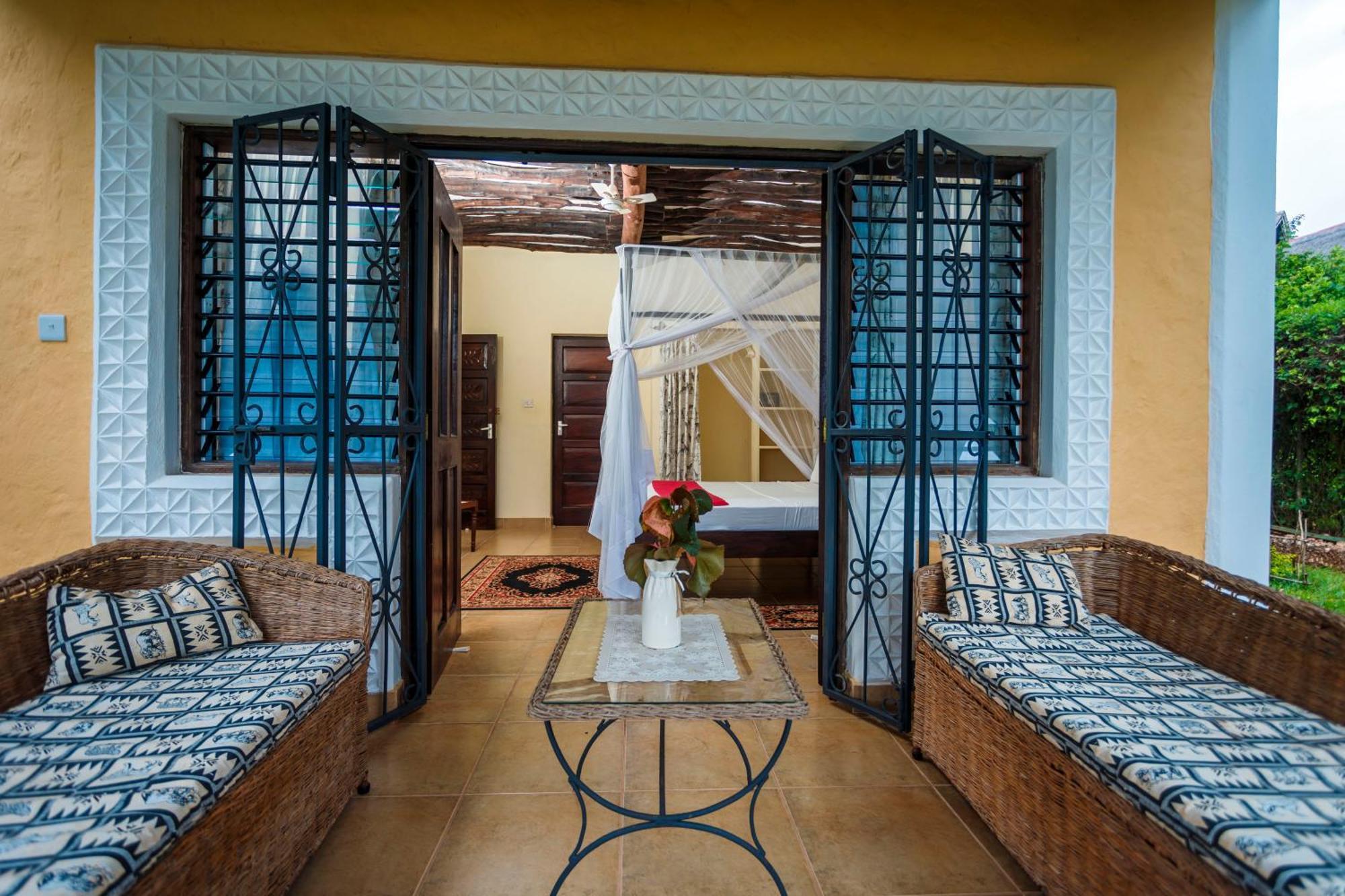Diani Beach-Villa Kirsch Galu Buitenkant foto