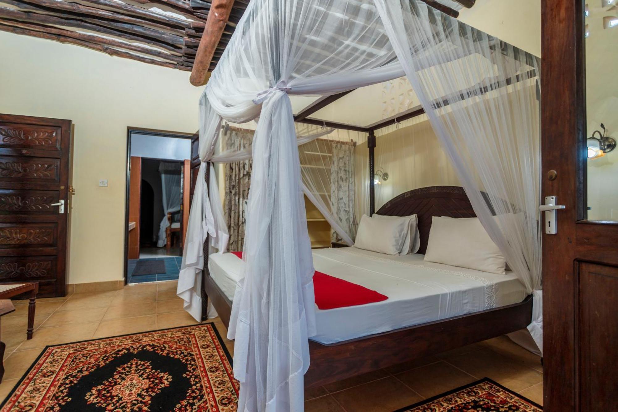 Diani Beach-Villa Kirsch Galu Buitenkant foto